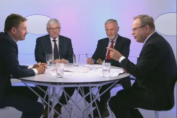 Za polarizaci mohou lidé, ne politici, míní Topolánek. Rusnok kritizuje tlak na okamžité výsledky