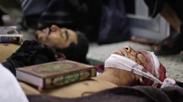 Těla obětí nepokojů v Jemenu