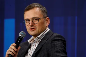 Po zemětřesení v ukrajinské vládě končí i šéf diplomacie Kuleba