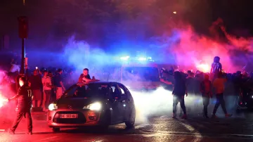 Slavící fanoušci Paris St. Germain