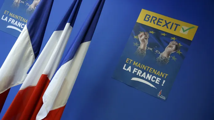 Francouzští nacionalisté volají po brexitu