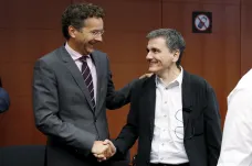 Euroskupina se dohodla na podmínkách nové pomoci Řecku