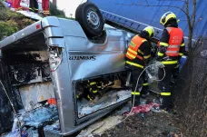 Při srážce kamionu s dodávkou na Frýdecko-Místecku zemřeli čtyři lidé