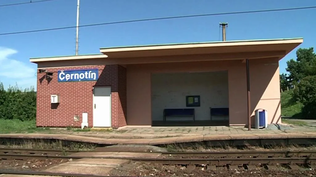 Zastávka ČD v Černotíně