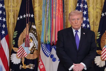 Trump nevylučuje nový útok na Írán. Podle Vance přinesly rozhovory pokrok