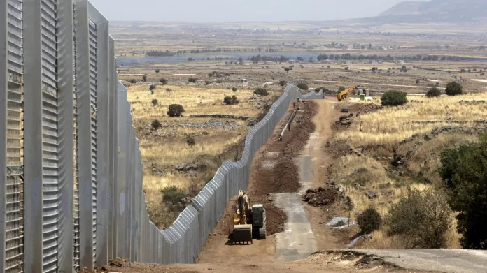 Izraelská bezpečnostní bariéra na Golanských výšinách