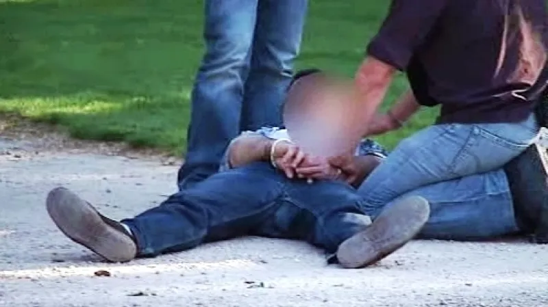 Zadržený muž, který vraždil u belgického soudu