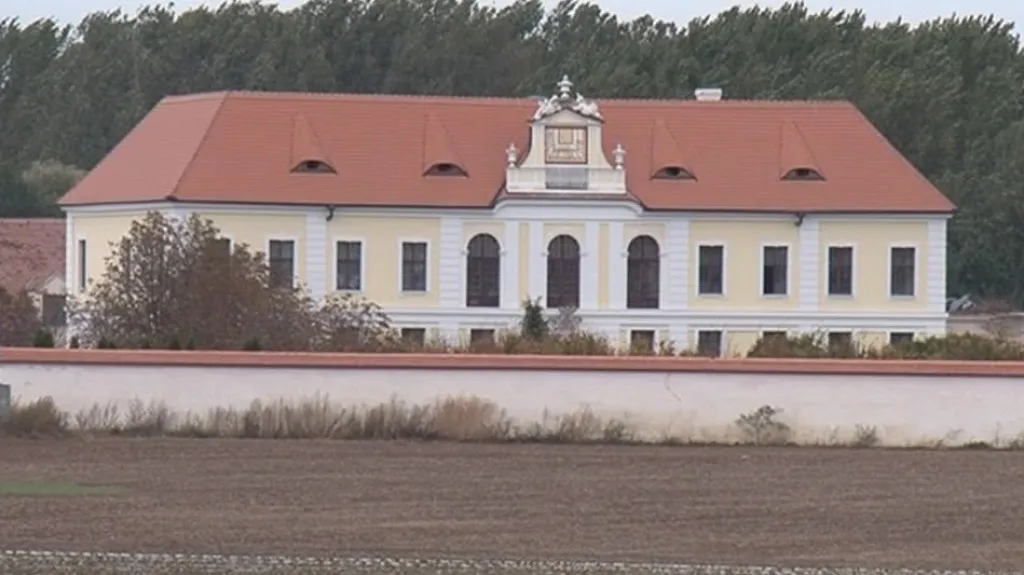 Zámek v Kupařovicích