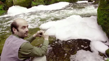 Znečištění říčky Křinice v Národním parku České Švýcarsko na Děčínsku