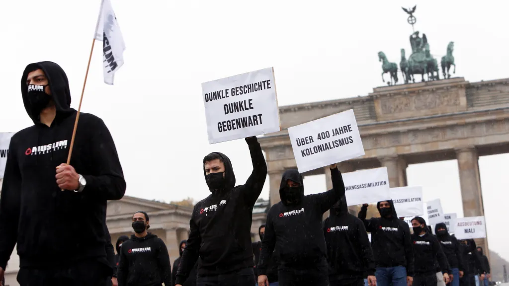 Členové uskupení Muslim Interaktiv