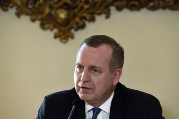 Lhaní o financování česko-čínských konferencí bylo podle rektora Zimy selhání jednotlivce