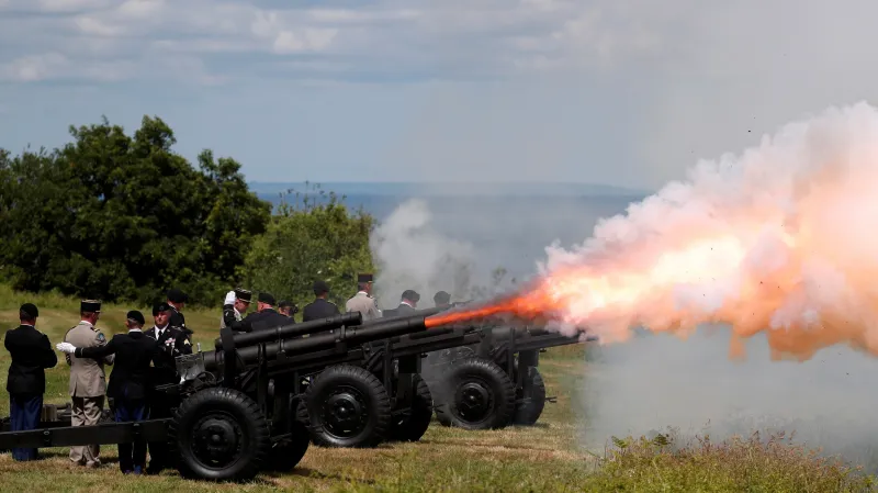 Události: V Normandii vyvrcholily oslavy 75. výročí vylodění