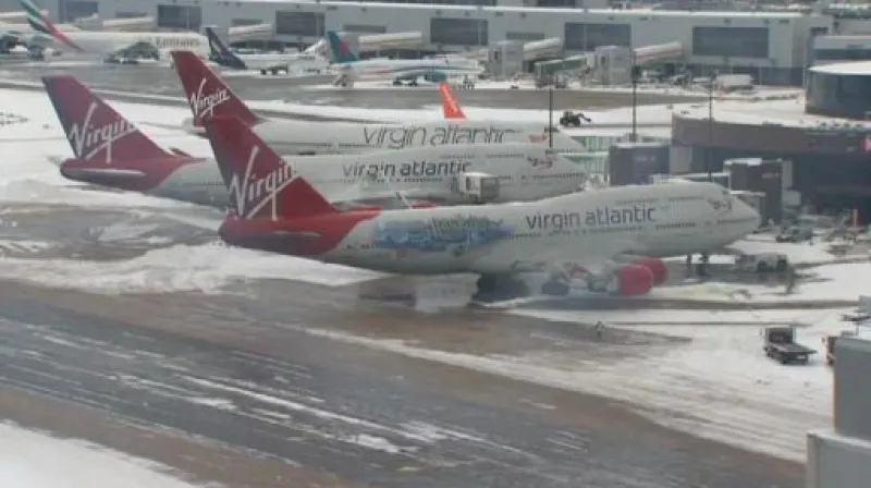 Počasí komplikuje leteckou dopravu