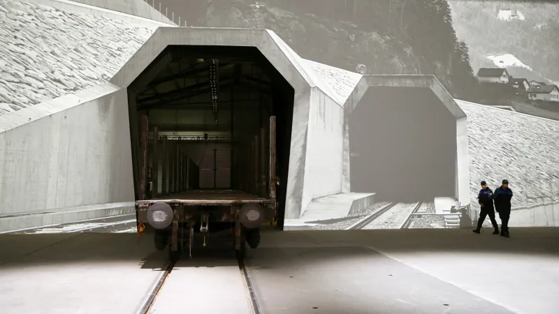 Dopravní expert: Švýcaři při stavbě Gotthardu mysleli na detaily