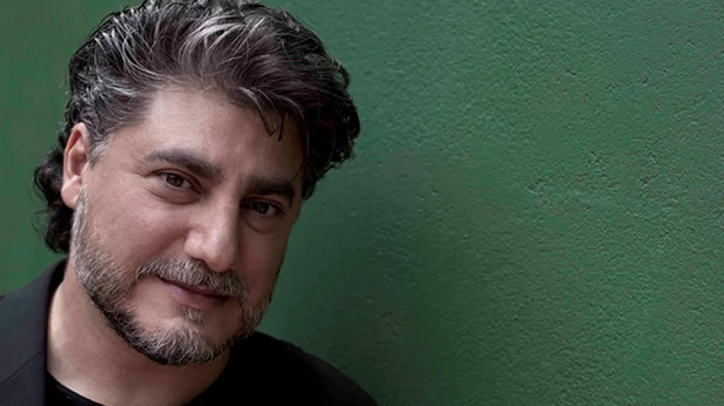 José Cura