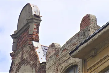 „Oprav dům, nebo dostaneš pokutu.“ Děčín chce donutit majitele objektů, aby o ně pečovali