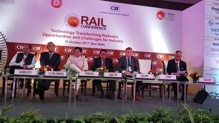 V Indii se představují železniční dodavatelé. Podnikatelské mise se účastní i generální ředitel a předseda představenstva Českých drah Pavel Krtek.