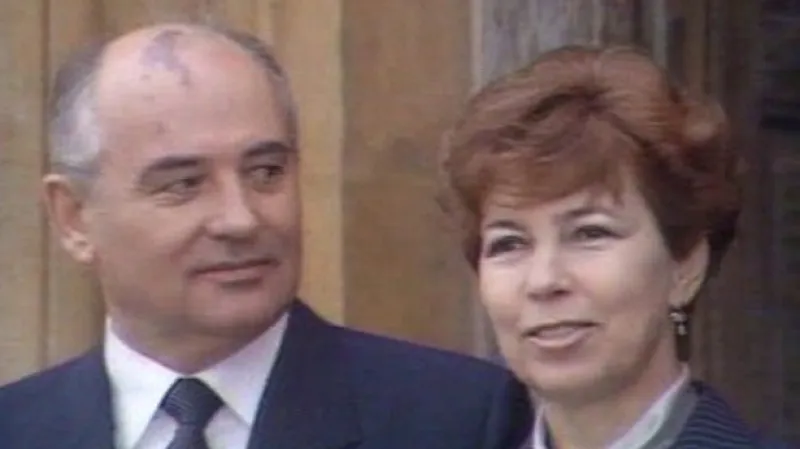 Michail Gorbačov s manželkou Raisou