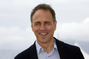 Psal příběhy Bonda i Sherlocka. „Je jen jedna postava, která by mě ještě lákala,“ přiznává král detektivek