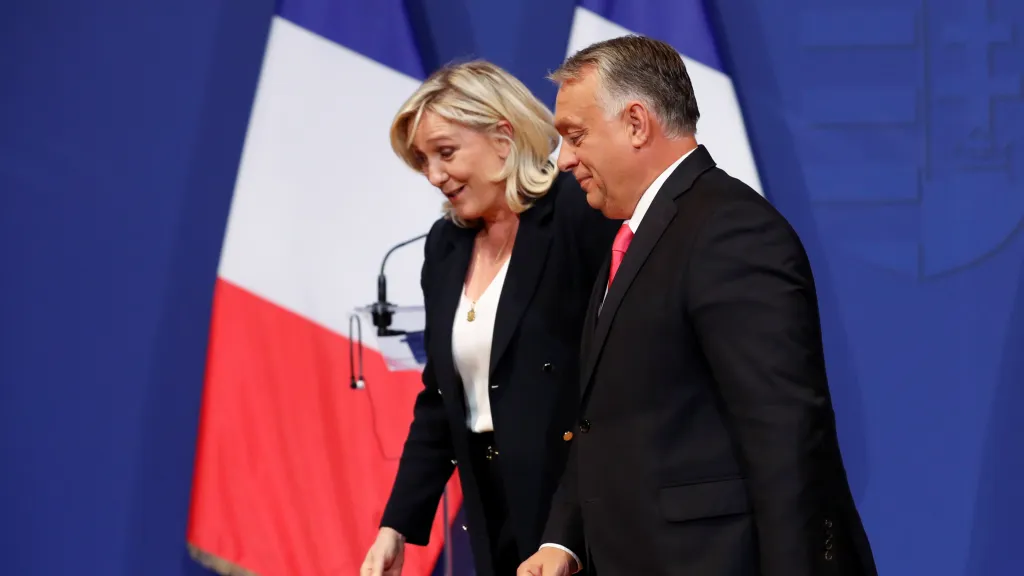 Marine Le Penová a Viktor Orbán