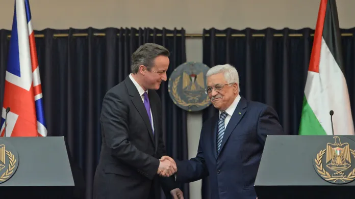 David Cameron a Mahmúd Abbás