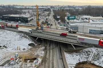 Silničáři o víkendu strhnou v Brně most na D1, zavřou Kaštanovou ulici