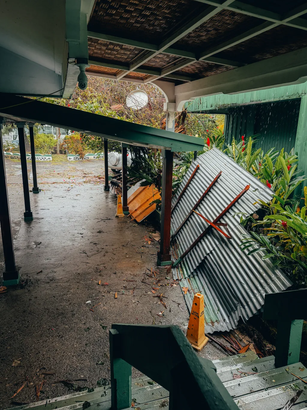 Supertajfun Sinlaku zasáhl souostroví Severní Mariany v západním Pacifiku.