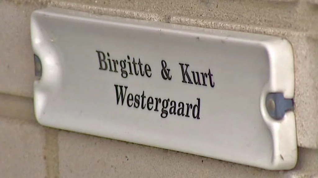 Zvonek u bytu Kurta Westergaarda