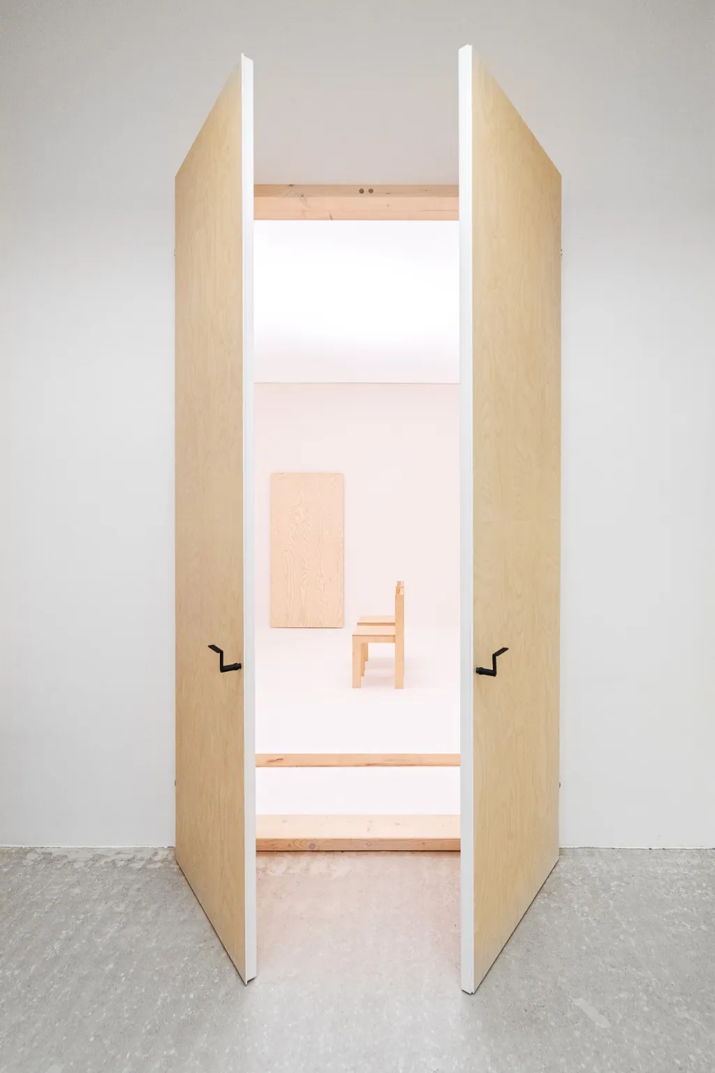 Nominace v sekci Architektura: Tomáš Vocelka se sérií snímků nazvanou Věčné loviště