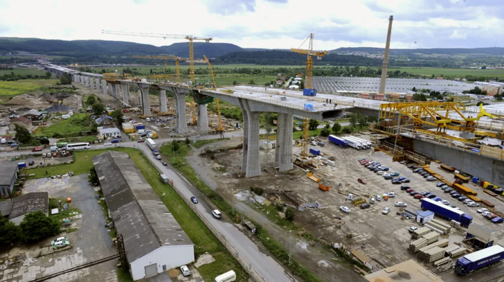 Stavba nejdelšího mostu v ČR