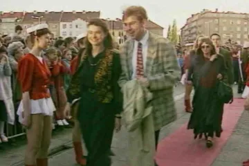 30 let zpět: Světová premiéra prvního soukromého porevolučního filmu Tankový prapor