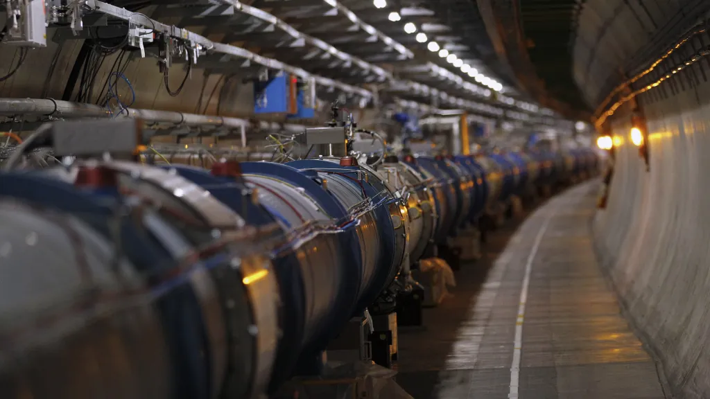Urychlovač LHC