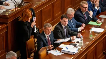 Členové vlády na schůzi Poslanecké sněmovny (13. ledna 2026)