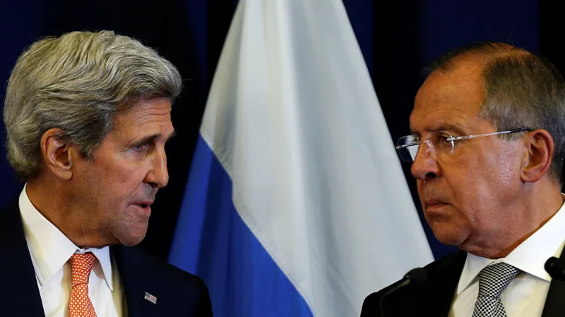 Ministři zahraničí John Kerry a Sergej Lavrov