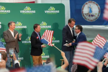 Soud ve Virginii zablokoval změny k překreslení volebních obvodů, píše Reuters