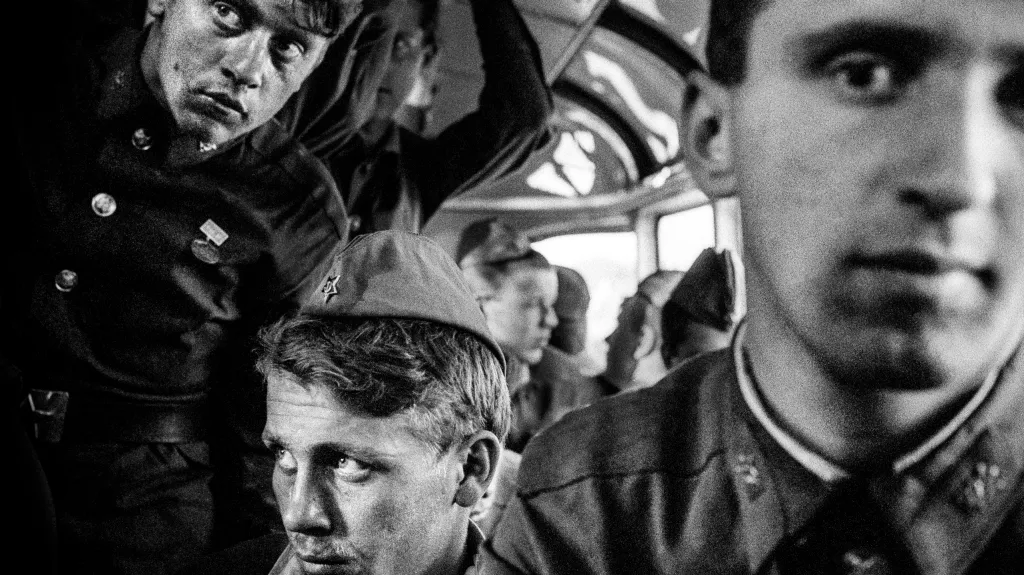 Fotografie Karla Cudlína - odchod sovětských vojsk, 1991