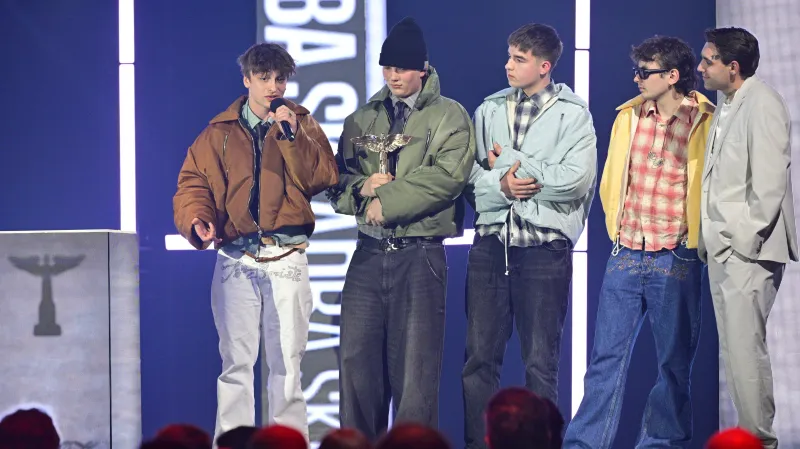 Gufrau, Victor Kal., Rohony děkují za cenu Anděl za nejlepší skladbu