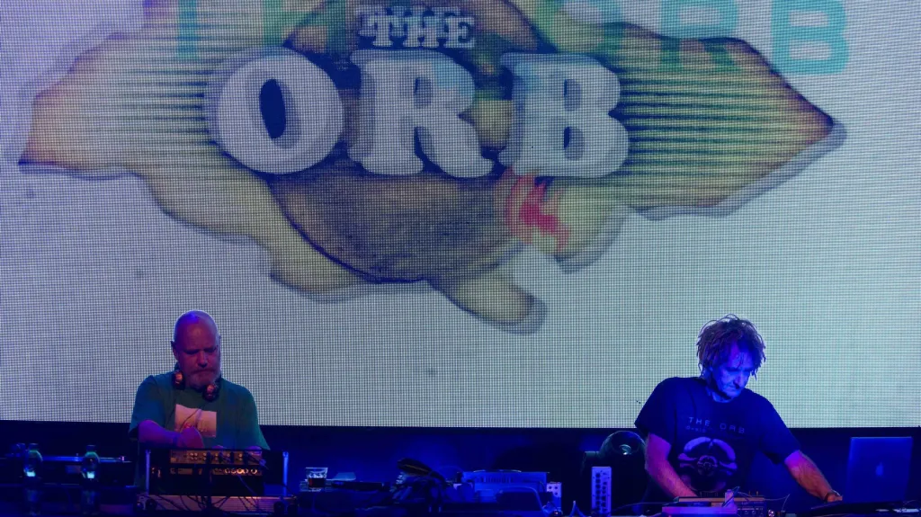 The Orb v pražském Lucerna Music Baru