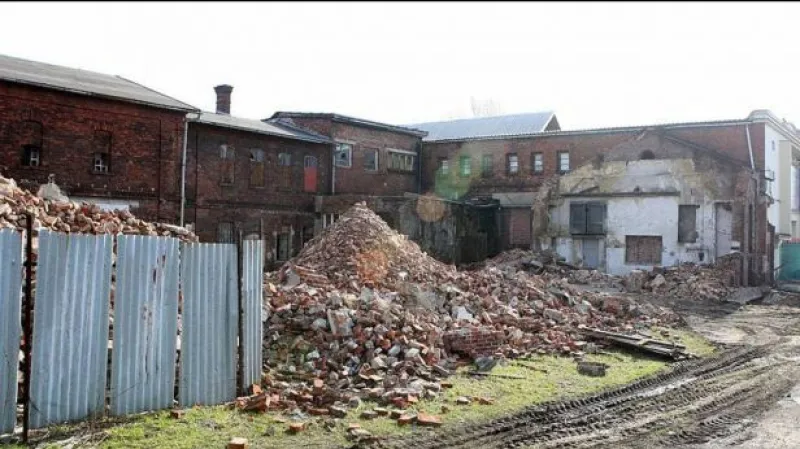 Bauhaus nesmí bránit památkářům v kontrole jatek