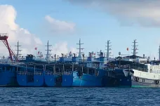 V oblasti Jihočínského moře nárokované Filipínami zakotvily stovky čínských lodí