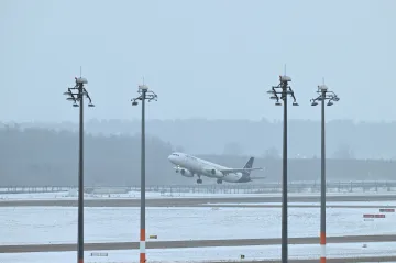 Berlínské letiště kvůli počasí pozastavuje starty a čeká rozsáhlé komplikace