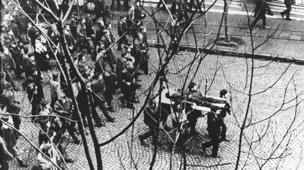 Protesty v polské Gdyni (17. 12. 1970)