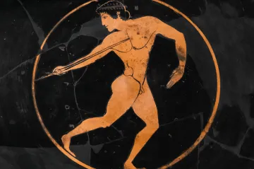 Vědci hodiny vrhali oštěpy. Prokázali, proč je moderní zbraně nemohly nahradit