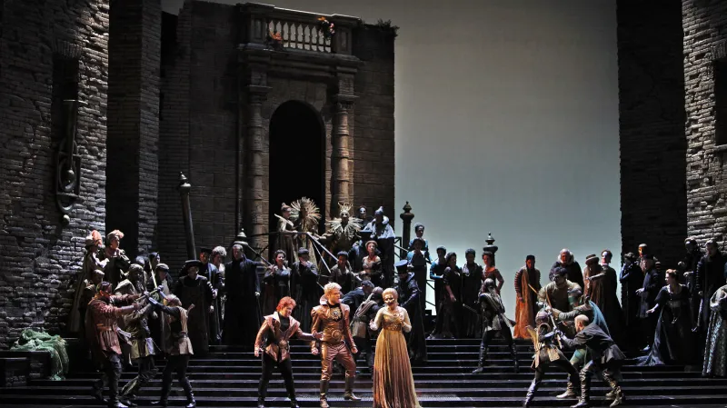 Vánoční koncertní sérii zahájí britská zpěvačka Jessie J., naváže mezzosopranistka Magdalena Kožená a po ní Renée Flemingová v opeře Lucrezia Borgia.