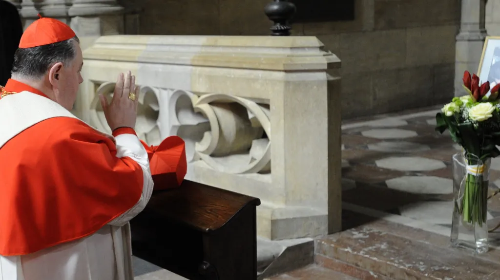 Kardinál Duka v katedrále sv. Víta