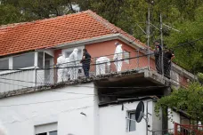 Útočník v Černé Hoře zastřelil deset lidí, sám na místě činu zemřel