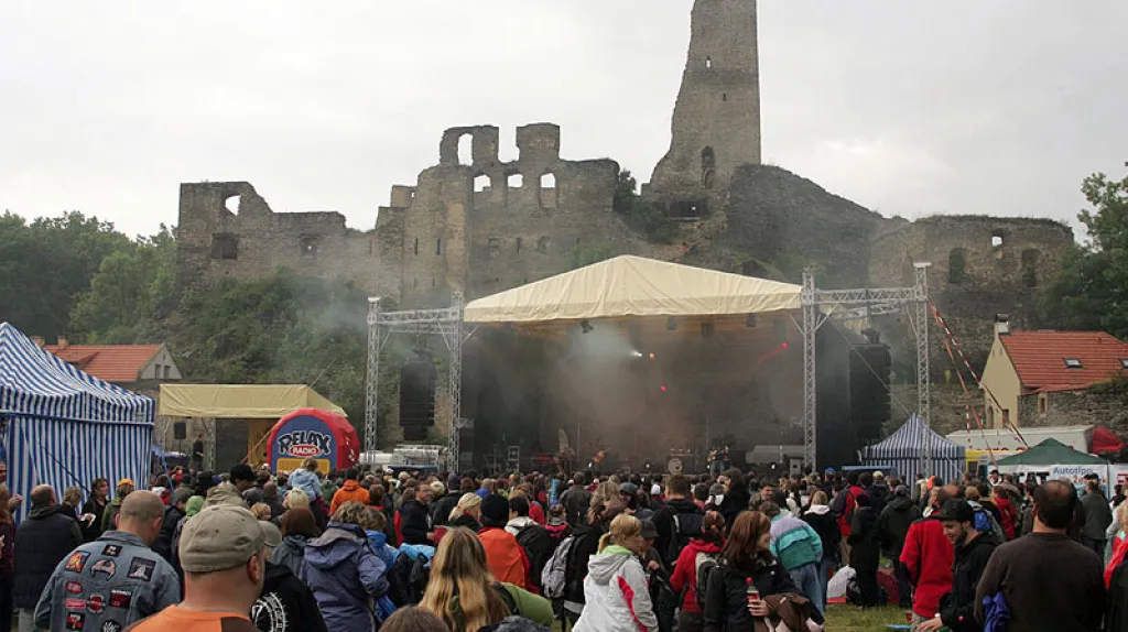 Festival pod hradem Okoř