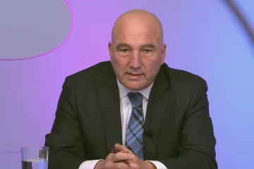 VZP může mít v roce 2027 vážné problémy, varuje Kabátek