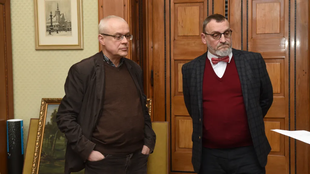 Mediátor sporu Vladimír Špidla (vlevo) a zástupce prostějovského magistrátu Marek Perůtka