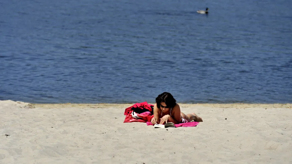 Léto na Máchově jezeře